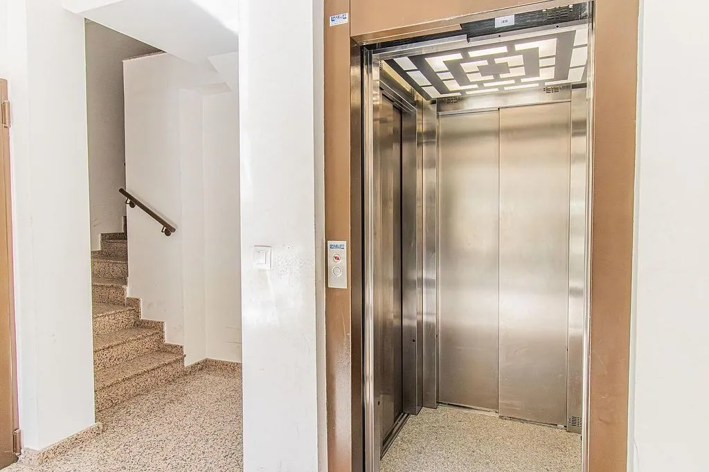 Entrée - Duplex with Terrace in San Mateo de Gállego