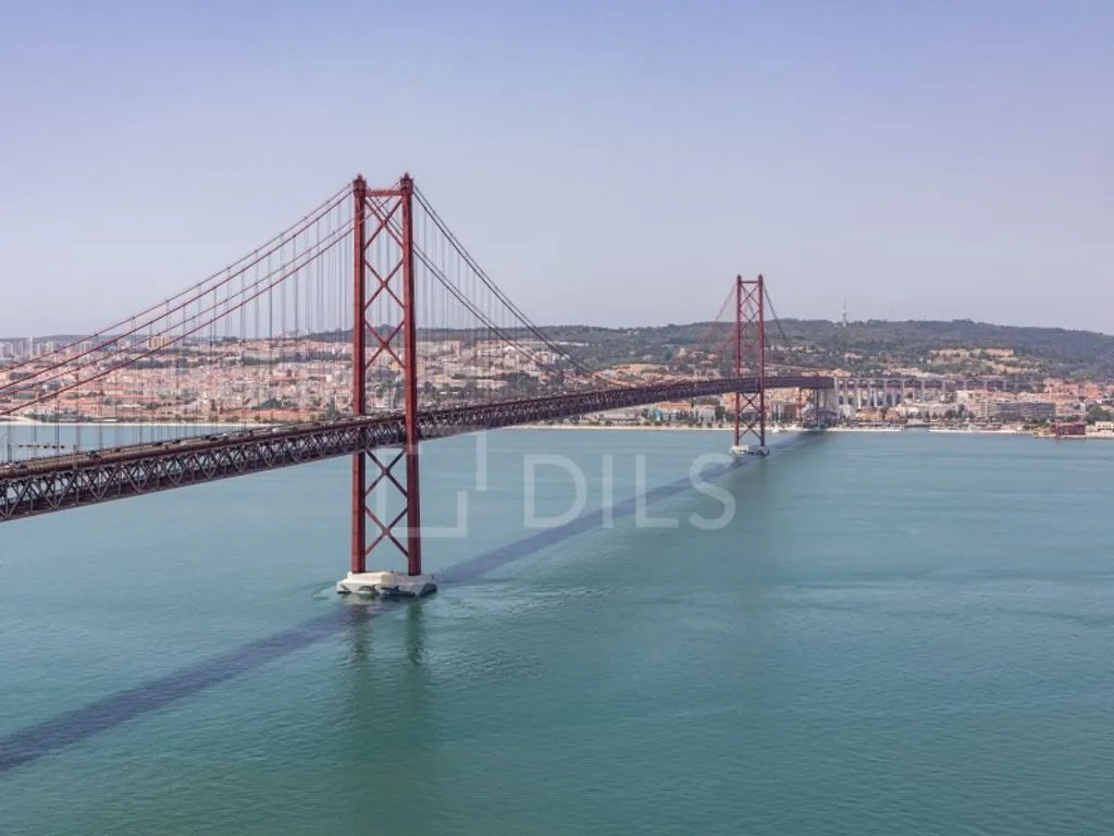 Vue aérienne - Luxury Villa with Forest Setting in Aroeira, Almada