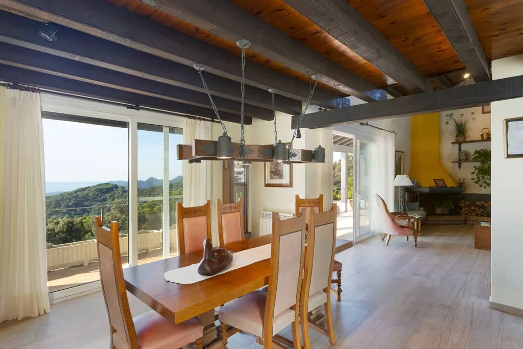 Söögituba - Luxury Detached House with Sea View in Mataró