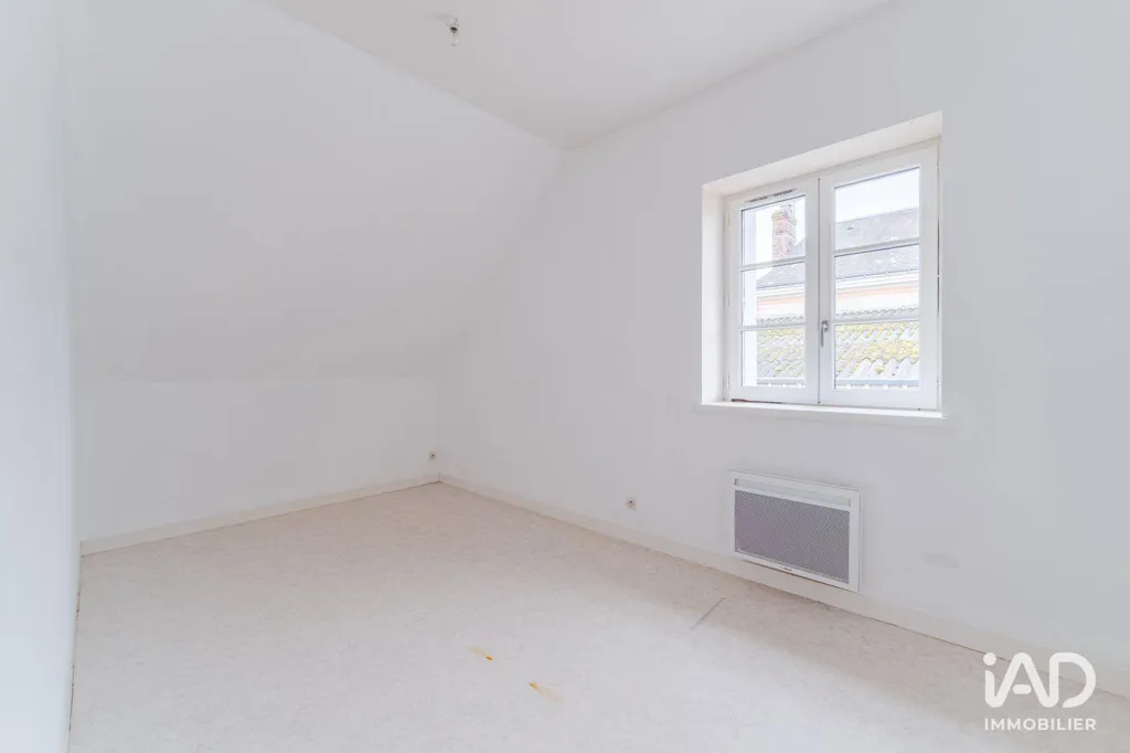 Pièces - Immeuble de Rapport avec Deux Appartements à Charentilly