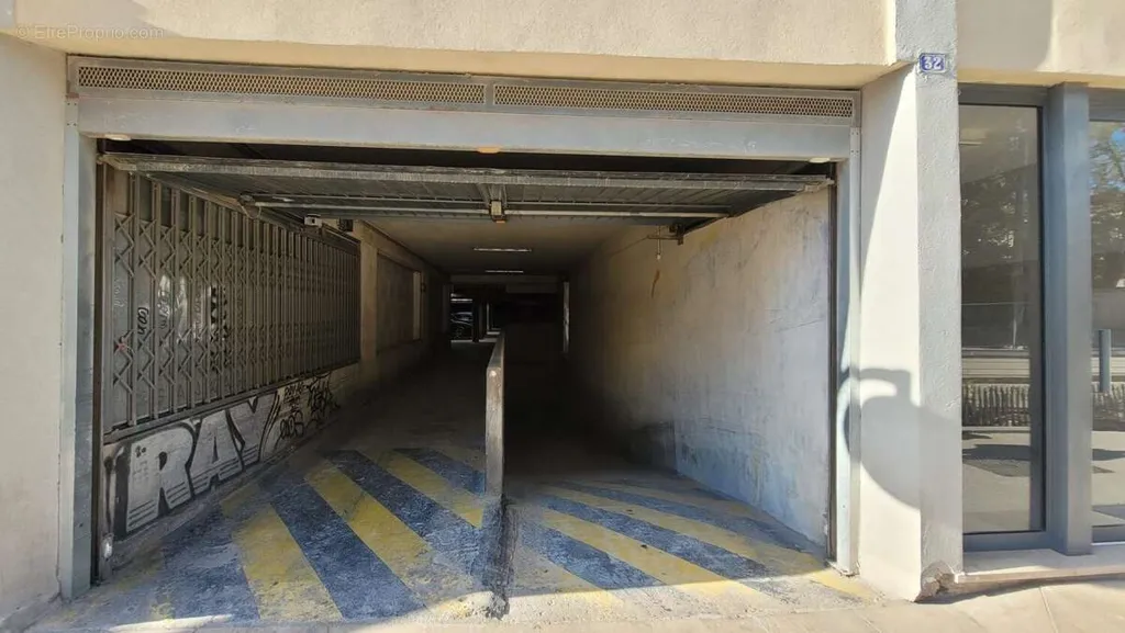 Garaaž - Private Parking Space in Montpellier