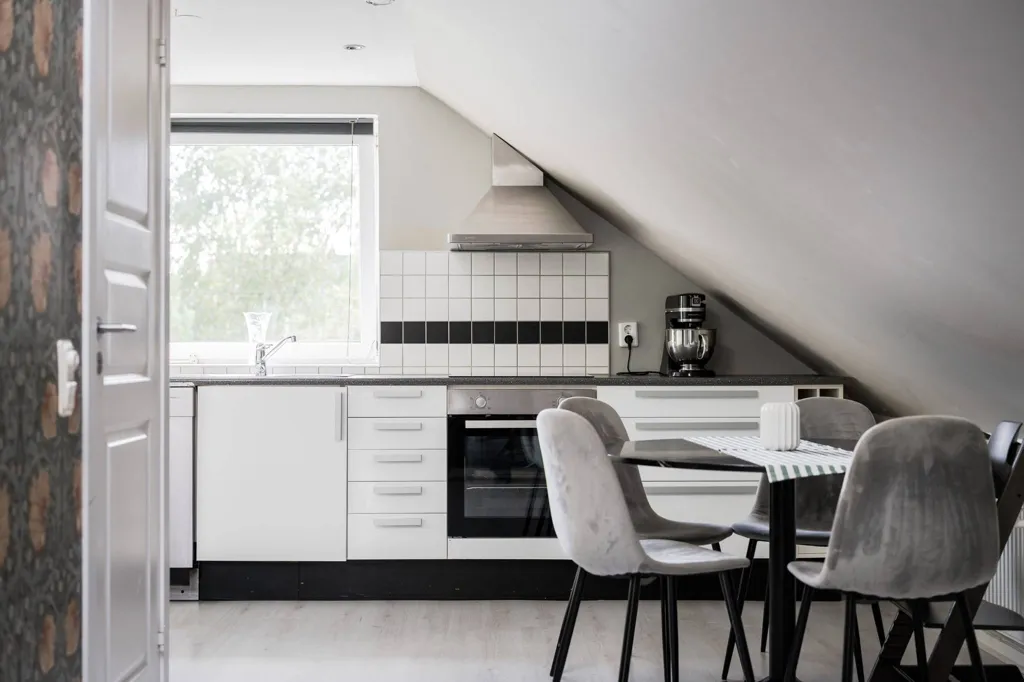 Söögituba - Modern Flat with Pitched Roof in Helsingborg