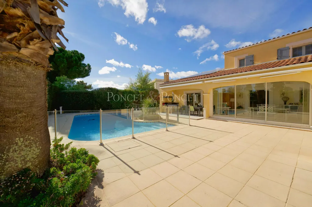 Piscina - Villa with Pool near Pérols Centre