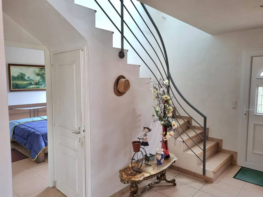 Toad - Contemporary House with Garden in Perros-Guirec