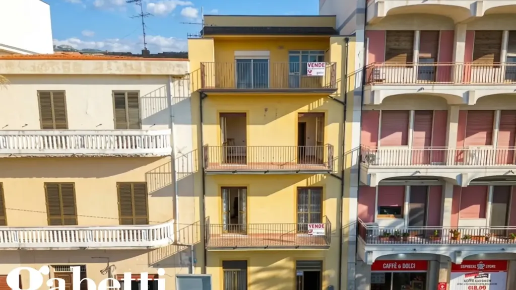 Exterior - Seafront Apartment with Garden in Sant'Agata di Militello