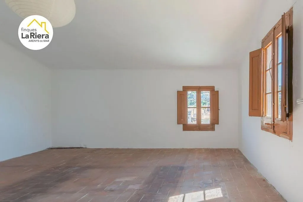 Pièces - Detached House with Garden in Arenys de Munt