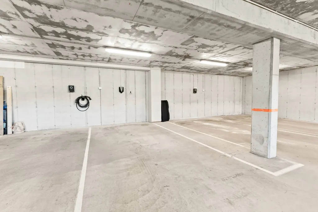 Garage - Modern Apartment with Terrace in Lyngdal