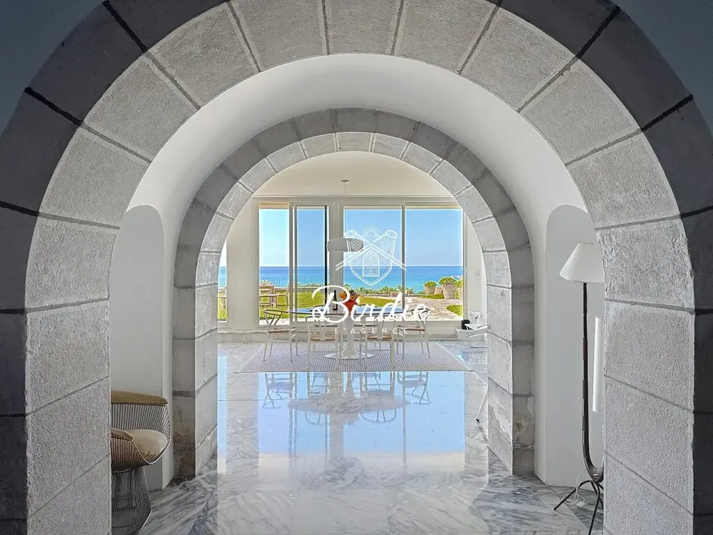 hallway_entrance