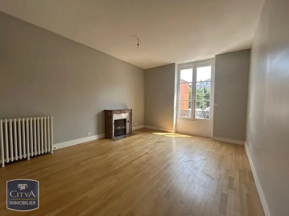 Toad - Spacious Flat with Balcony in Blois Centre