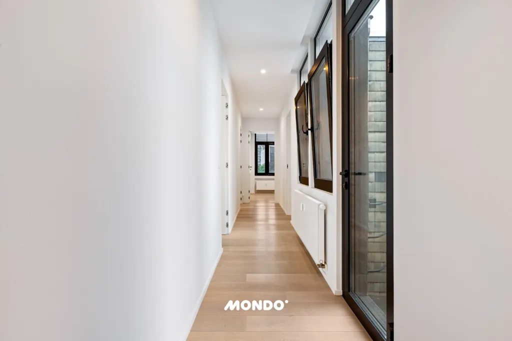 Esik - Penthouse with Panoramic View in Antwerp