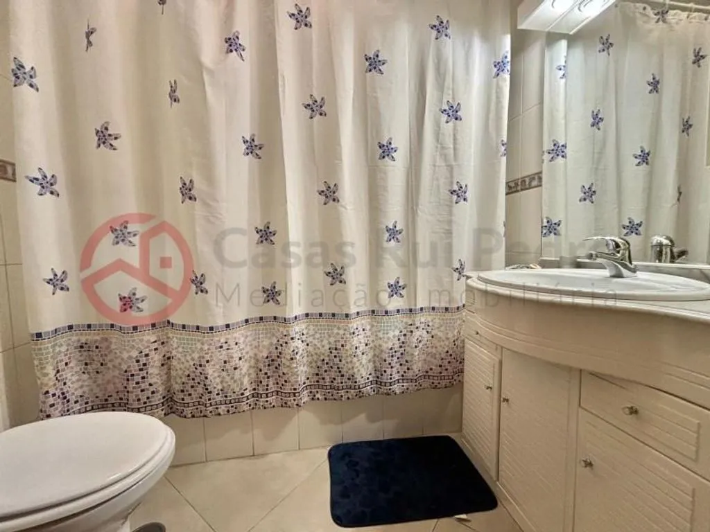 Vannitoad - Luxury Flat with City View in Almada