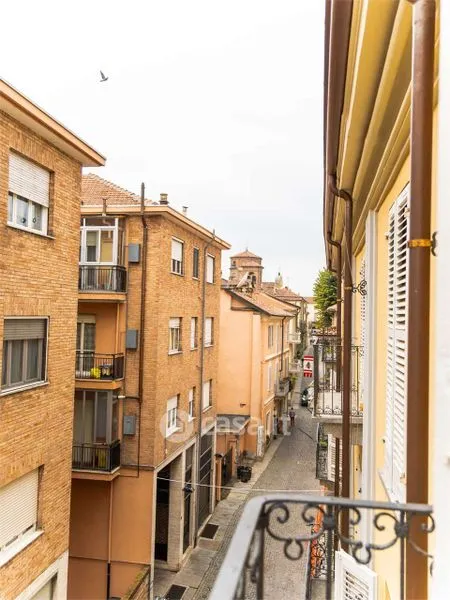 Rõdu - Rustic Loft with Balcony in Asti Centre