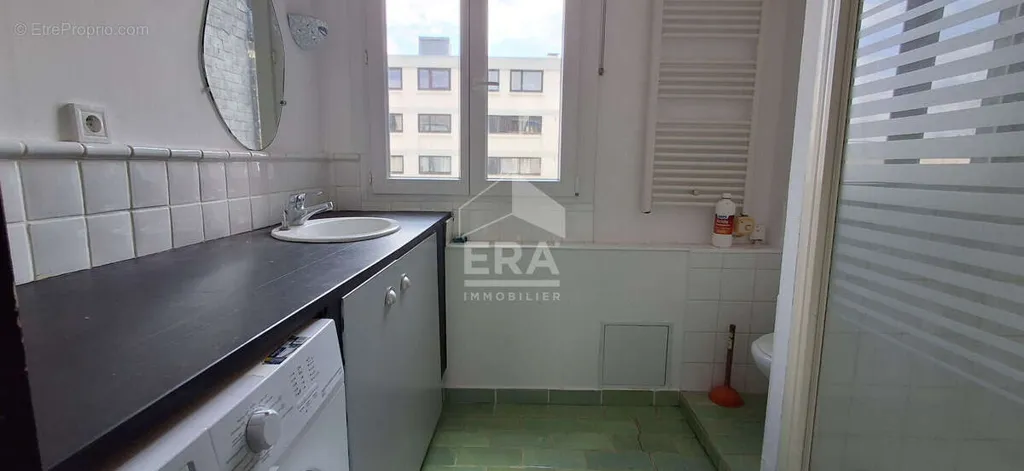 Salles de bain - Appartement Lumineux avec Charme Ancien à Rouen