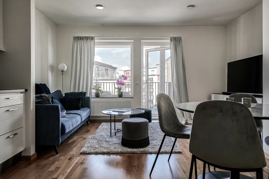 Soggiorno - Modern Flat with West-Facing Balcony in Mariastaden