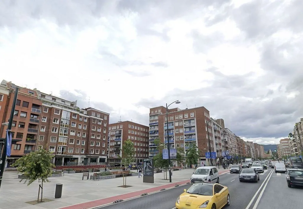 Välivaade - Student-Friendly Duplex with Terrace in Deusto