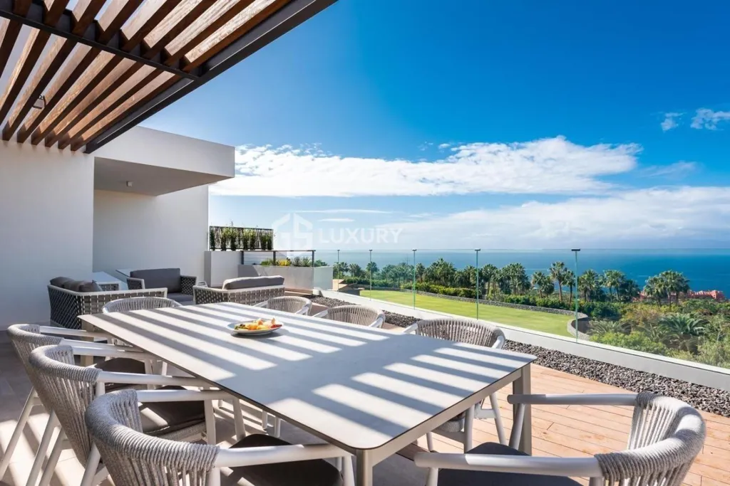 Terrass - Luxury Duplex with Ocean View in Abama
