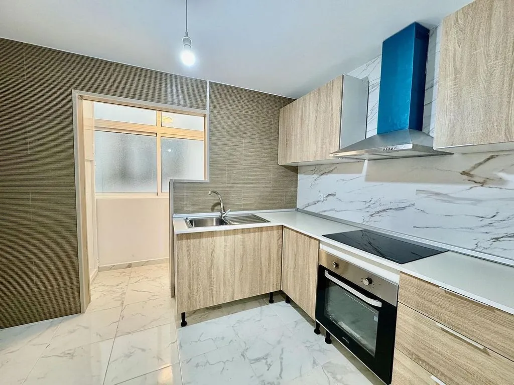 Kitchen - Modernised Apartment with Terrace in Torrevieja Centre