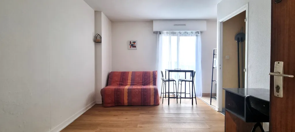 Elutuba - Studio with Parking near Rennes Centre