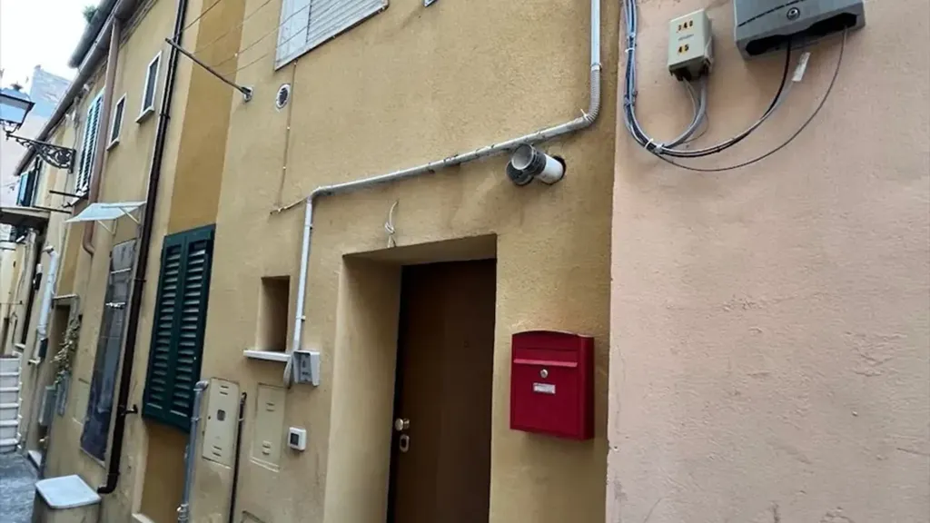 Välivaade - Restored Townhouse in Chieti Centre
