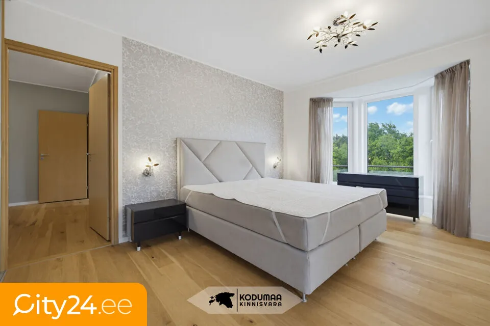 Magamistoad - 3-Bedroom Flat with Garden View in Mustamäe