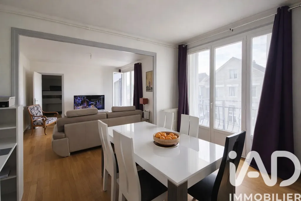 Söögituba - 1960s Apartment with Garden in Brive-la-Gaillarde