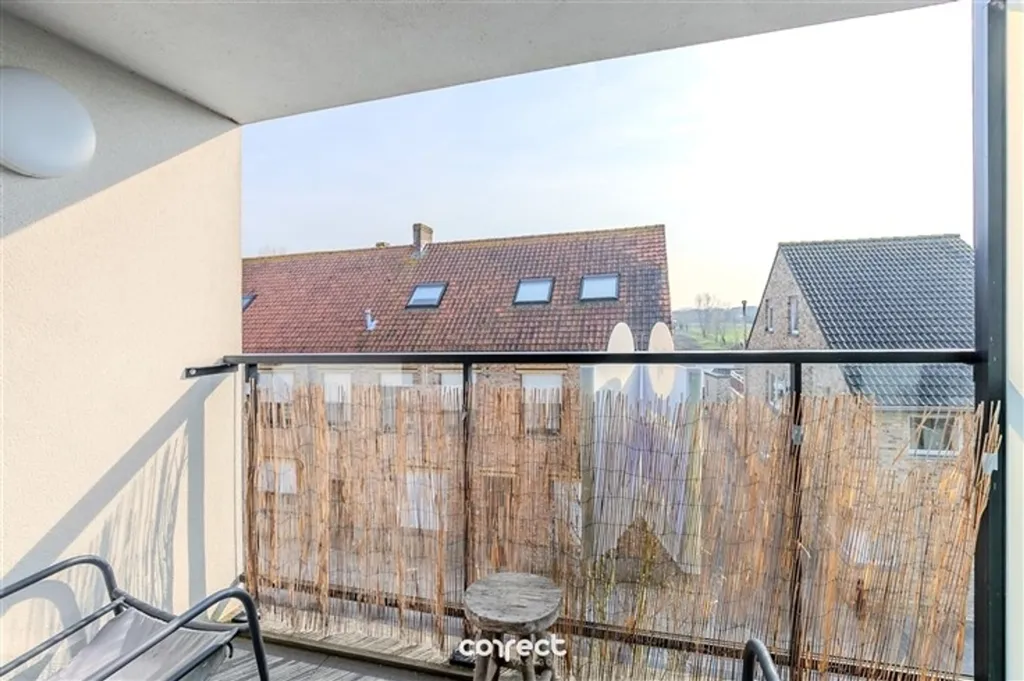 Rõdu - Duplex Apartment with Terrace in Eernegem
