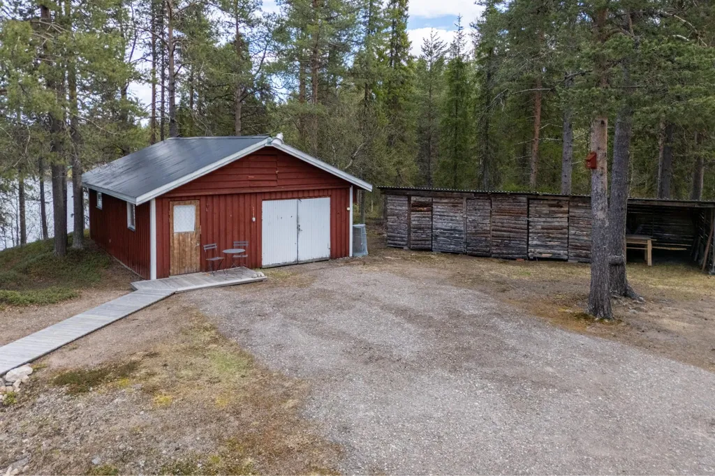 Välivaade - Cottage with Lake View in Moskojärvi