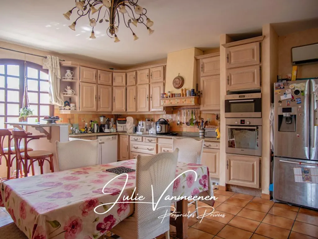 Cuisine - Maison Spacieuse avec Terrasses à Colomiers