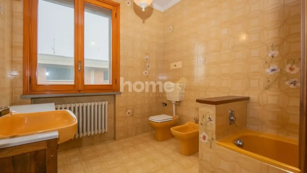 Salles de bain - Villa with Solar Panels in Albinea