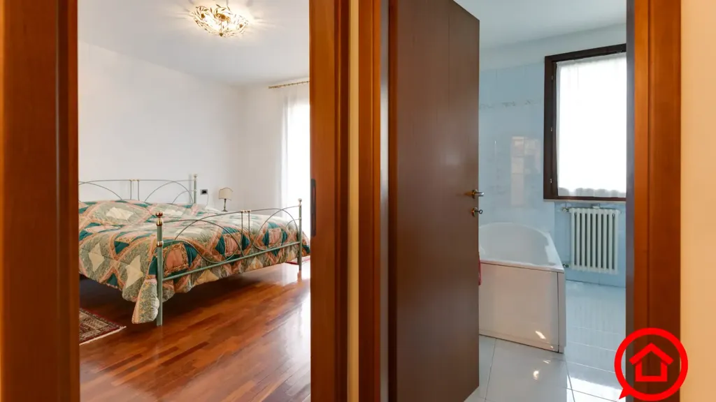 Chambres - Terraced Villa with Balcony in Cesena