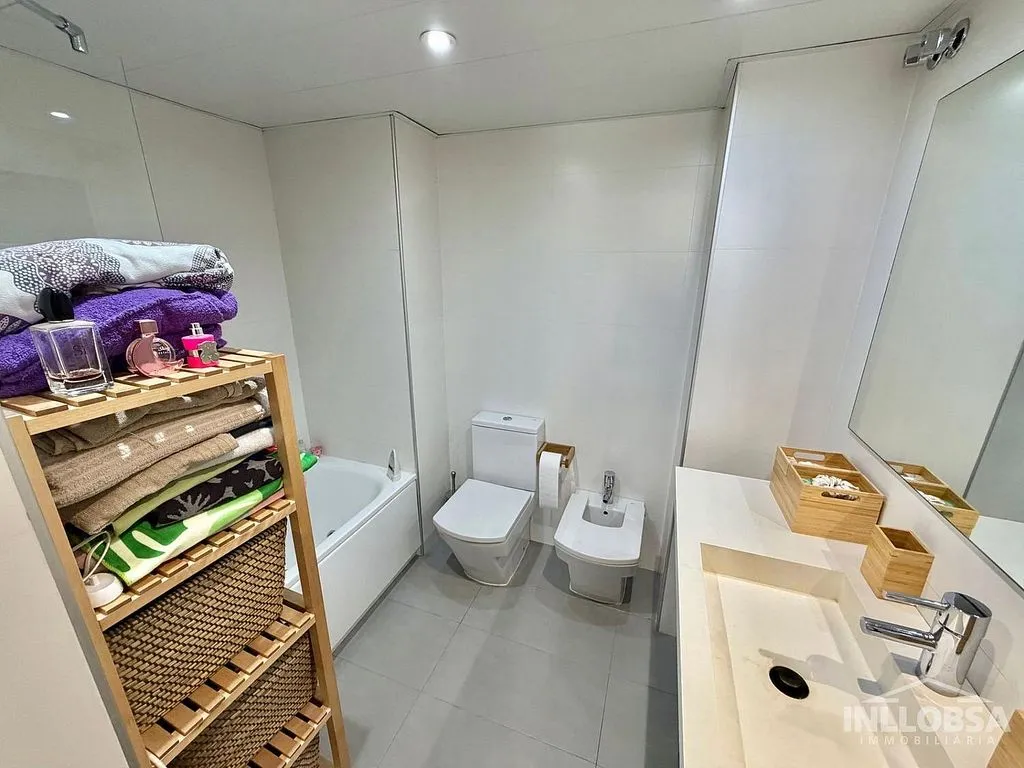 Salles de bain - Modern Flat with Balcony on Ctra. Santpedor - Bases de Manresa