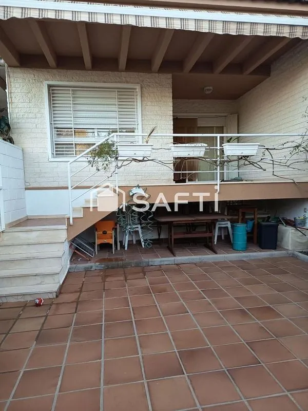 Terrass - Chalet with Pool and Terrace in Petrer