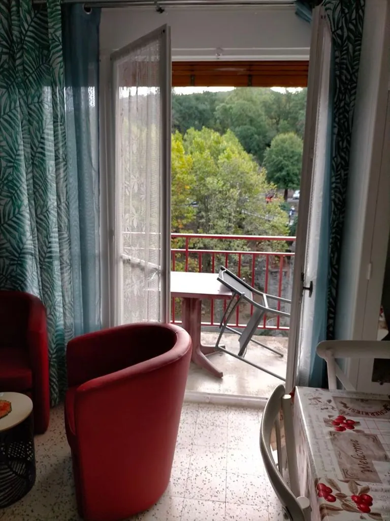 Balcon - Studio Meublé avec Balcon à Perpignan