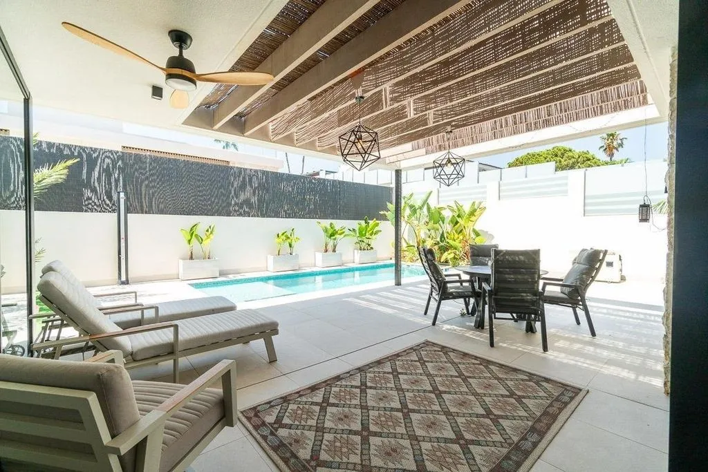 pool_area