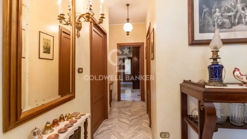 Entrée - Apartment with Balcony in Vanchiglietta, Turin
