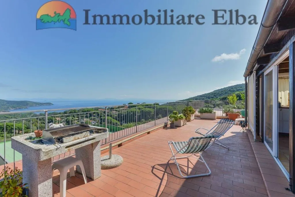 Terrasse - Luxury Penthouse with Sea View in Capoliveri