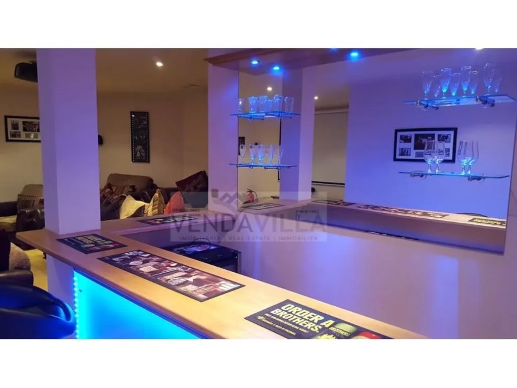 Pièces - Luxury Villa with Pool in Almancil, Loulé