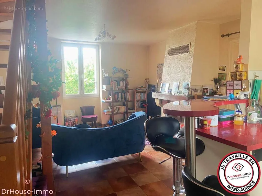 Maison 3 pièces à Aulnay-Sur-Mauldre
