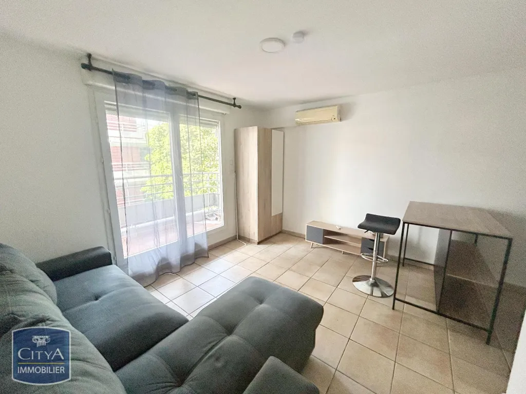 Séjour - Appartement Meublé au Centre Ville du Tampon