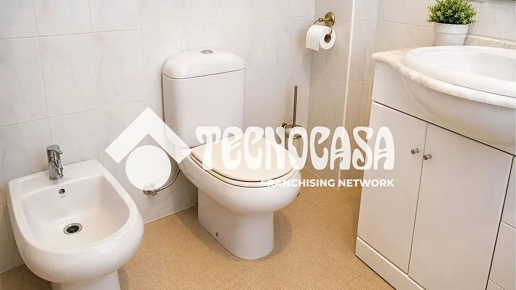 Salles de bain - Terraced Semi-Detached House in Taco