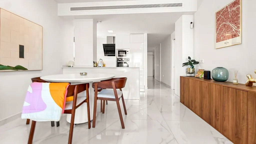 Salle à manger - Apartment with Pool and Terrace in Los Altos