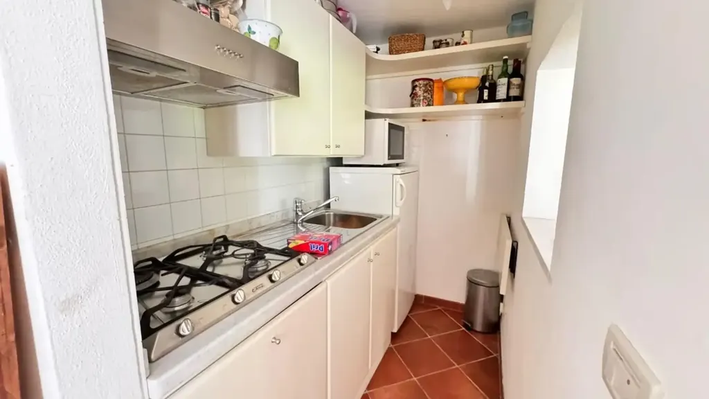 Cuisine - Villa with Garden in Poveromo, Massa