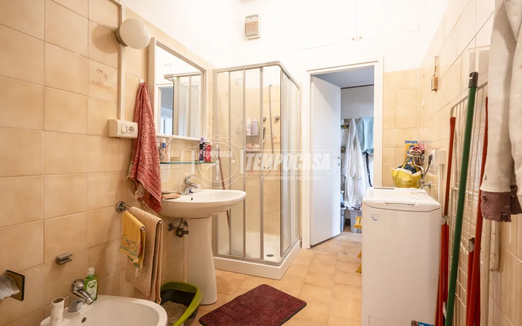 Vannitoad - Rustic Apartment with Frescoed Ceilings in Macerata