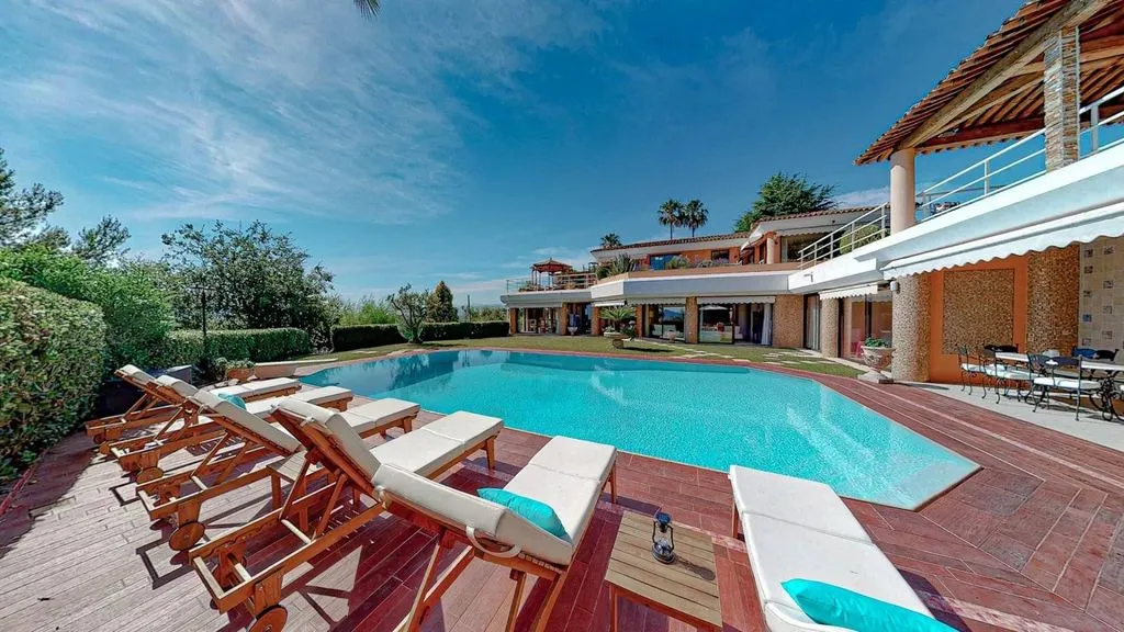 Bassein - Luxury Villa with Sea View in Cannes