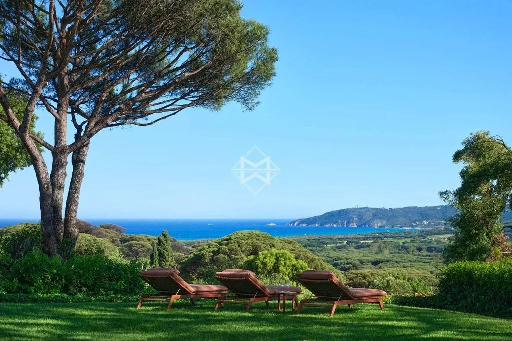 Aed - Luxury Villa with Sea View in Saint-Tropez