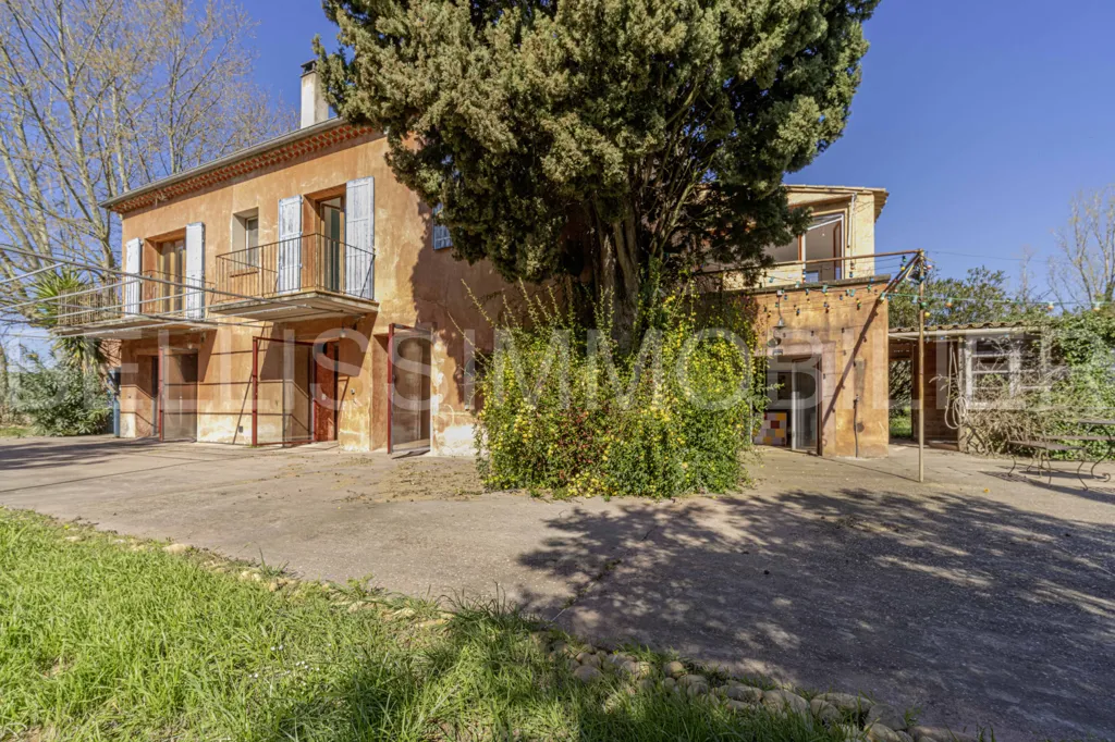 Extérieur - Maison de Luxe avec Piscine à Villeneuve-lès-Avignon