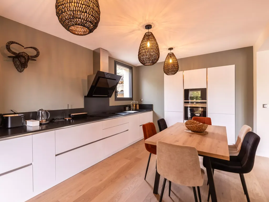 Kitchen - Exceptional Villa with River Access in Ardèche Gorges