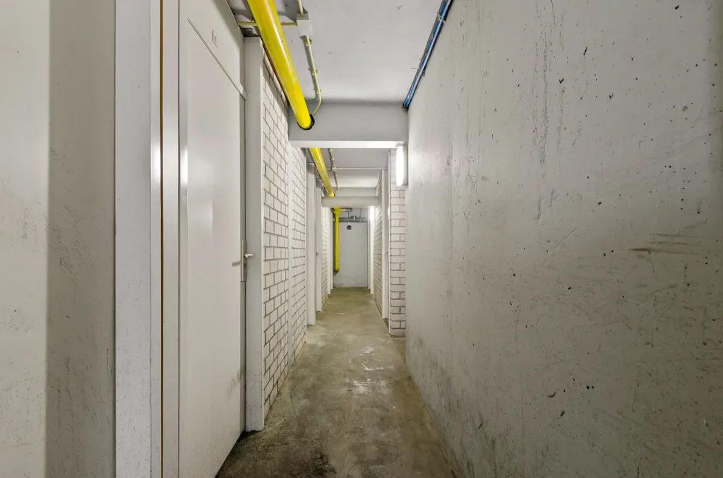 Garage - Apartment with City View on Dommeringdreef, Utrecht