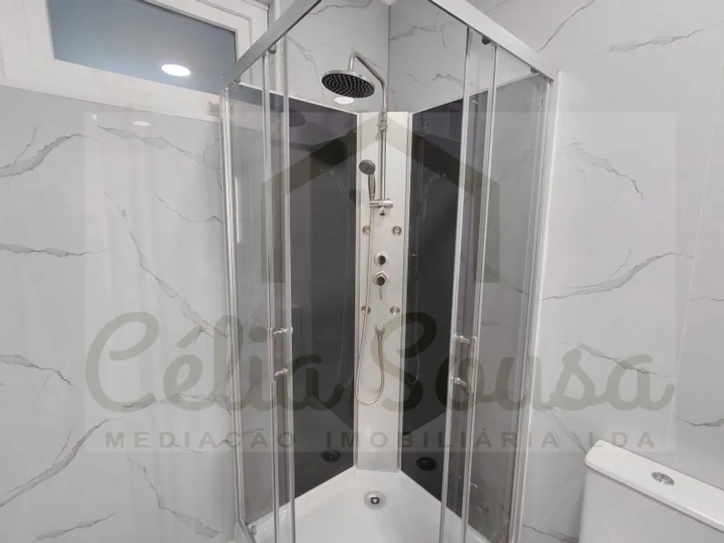 Salles de bain - Luxury Flat with Sea Access in Oeiras