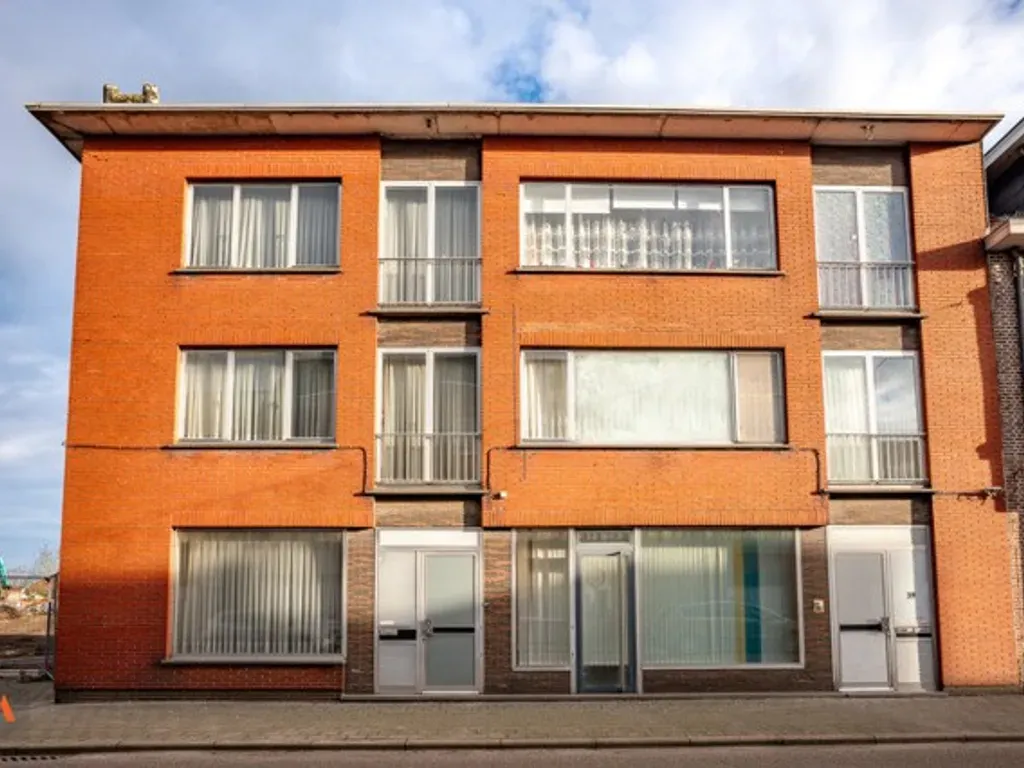 Exterior - Mixed-Use Property with Retail Space in Sint-Lenaarts